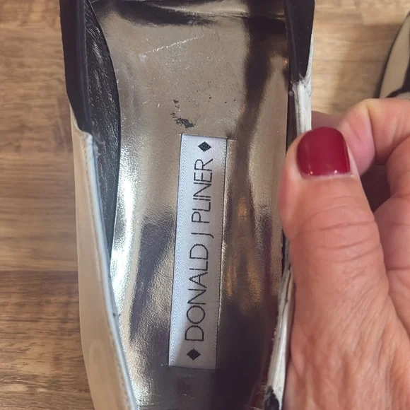 Vintage Donald Pliner Cow Print Loafers 🐄 - Picture 13 of 17